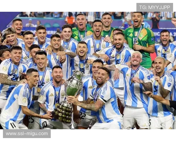 意甲赛季奖项提名公布，劳塔罗领衔最佳球员候选